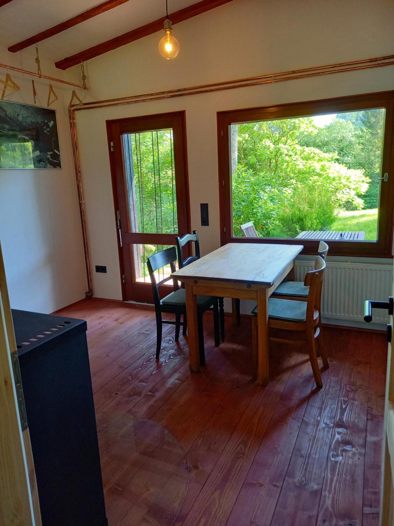 Explorer'S Lodge & Camping Helminghausen Exteriör bild