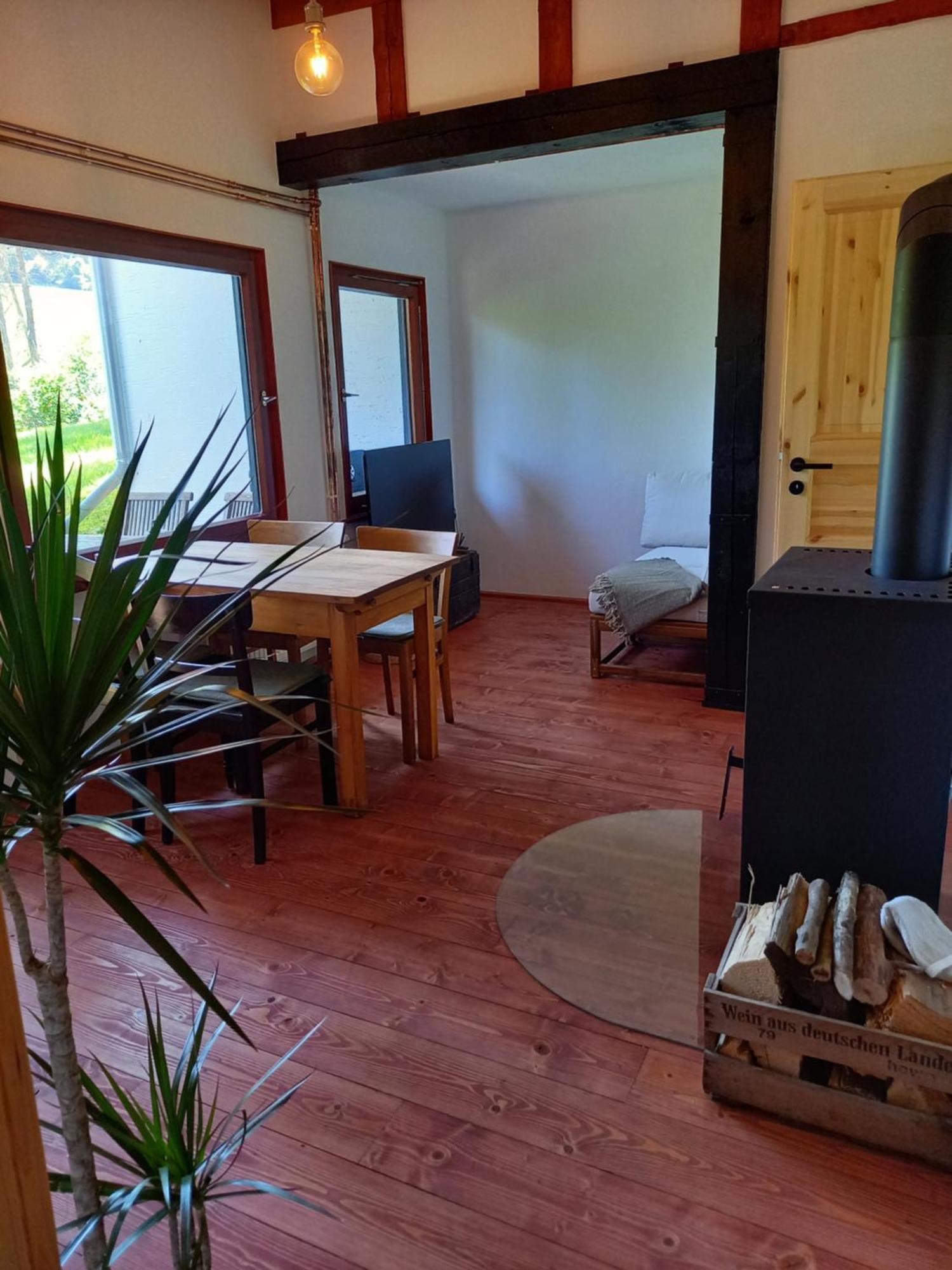 Explorer'S Lodge & Camping Helminghausen Exteriör bild