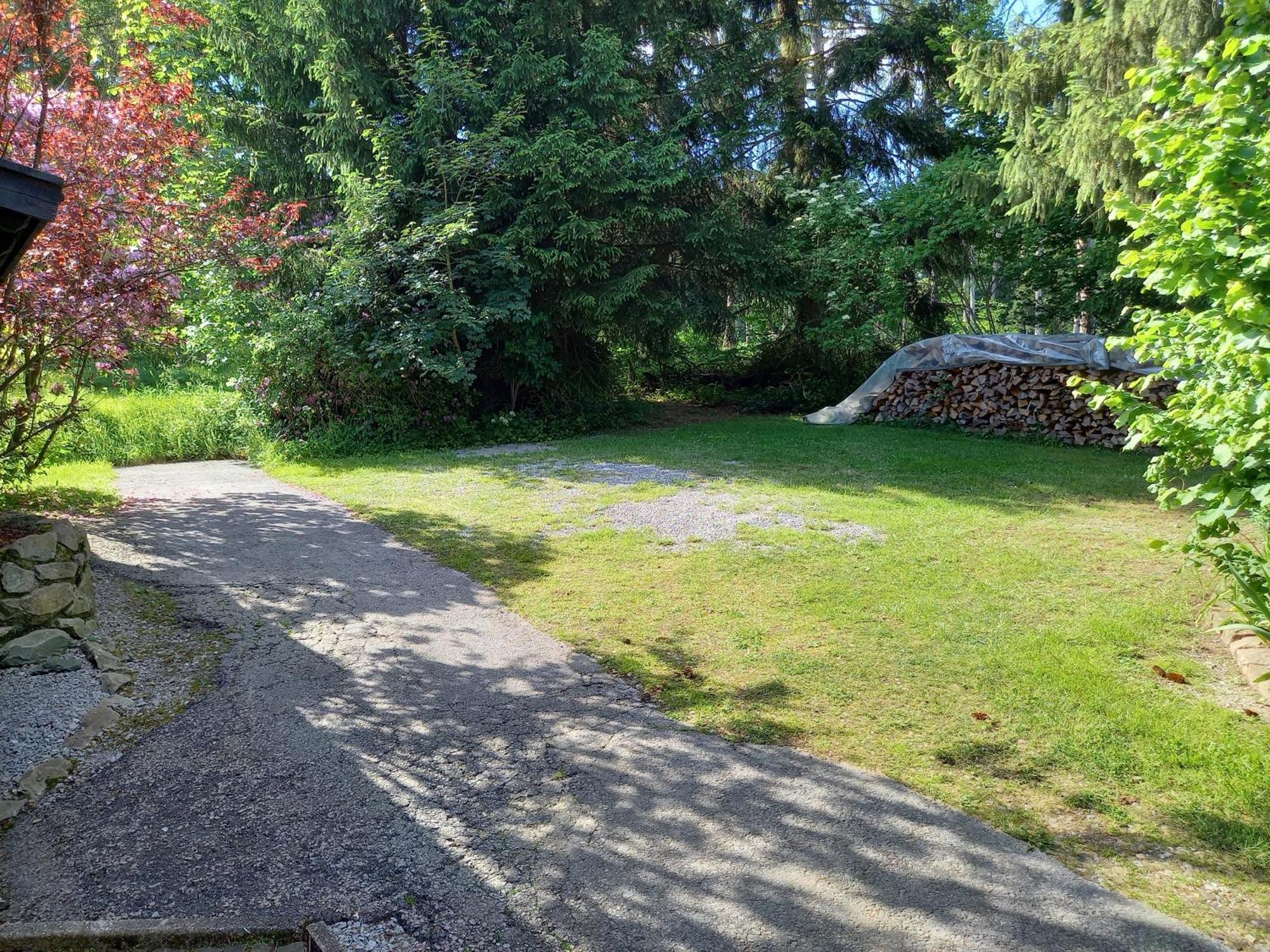 Explorer'S Lodge & Camping Helminghausen Exteriör bild